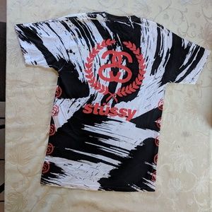 stüssy black/white T-shirt w/ red stüssy
